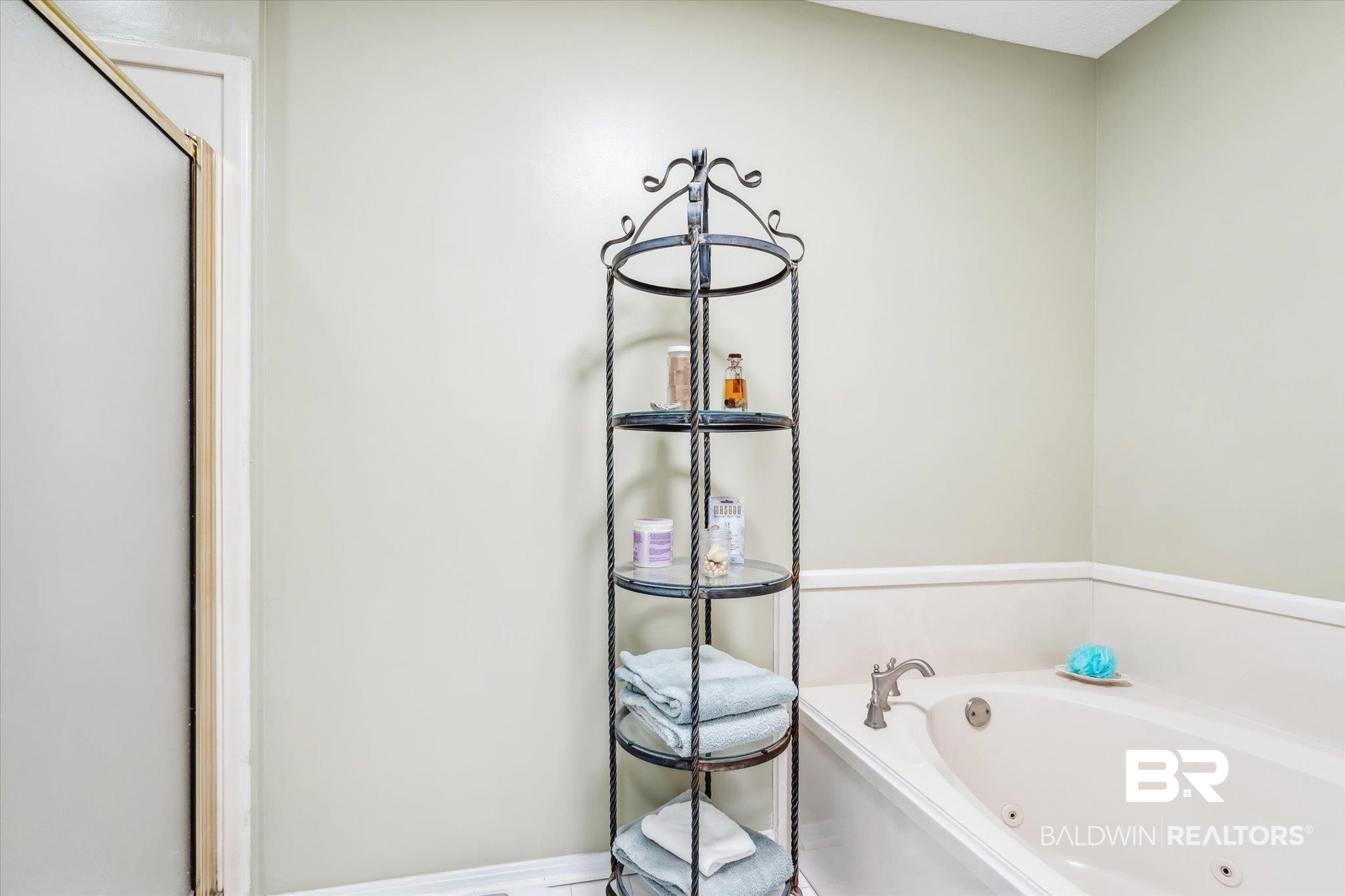 8710 Three Notch Road Mobile, AL 36619 - Photo 16 of 30 Bathroom with separate shower and tub