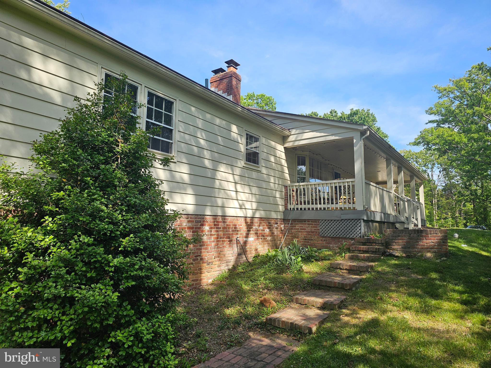 9126 Old Courthouse Road Vienna, VA 22182 - Photo 9 of 11