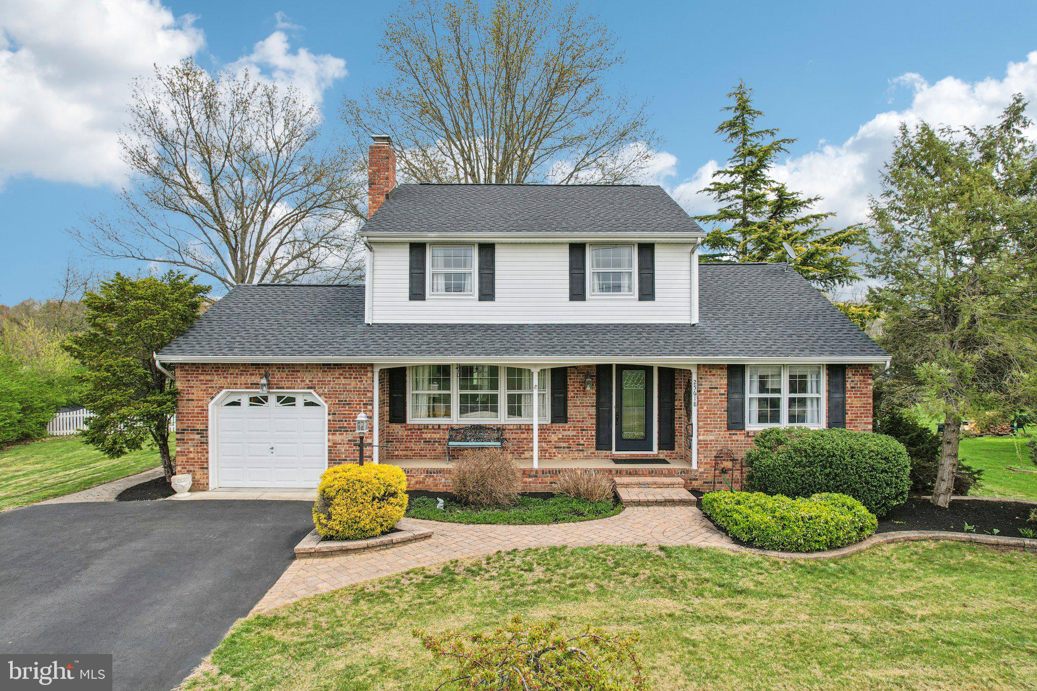 25618 Mt Pleasant Road Columbus, NJ 08022 - Photo 55 of 61 a front view of a house with garden