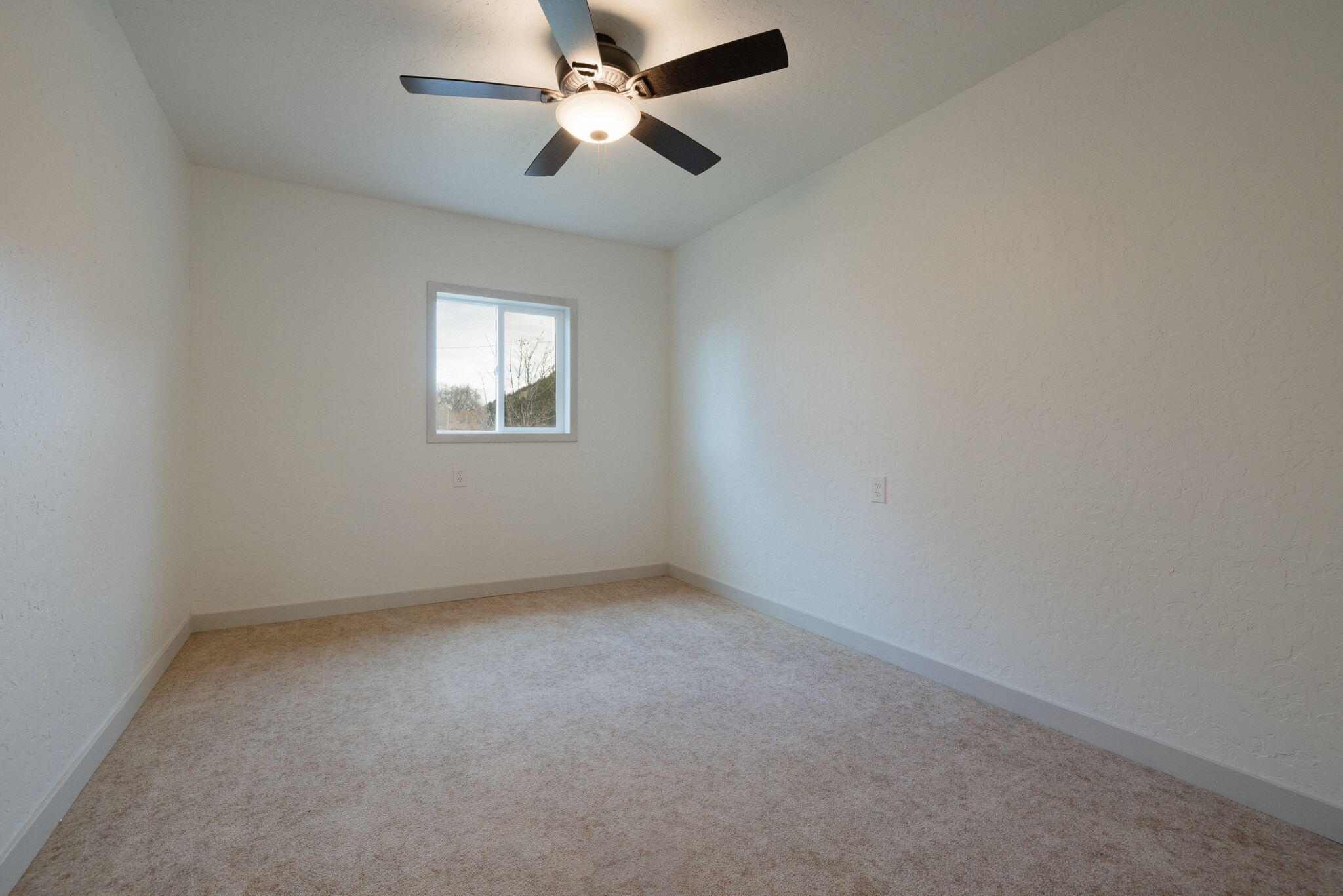 1105 South Rimrock Road Prineville, OR 97754 - Photo 13 of 31 1105 S Rimrock Rd (16 of 25)
