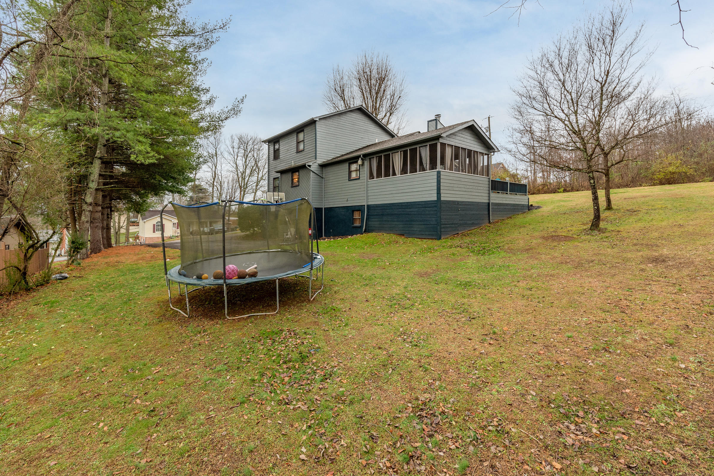 295 Booher Road Bristol, VA 24201 - Photo 35 of 38 DSC_0464-Edit