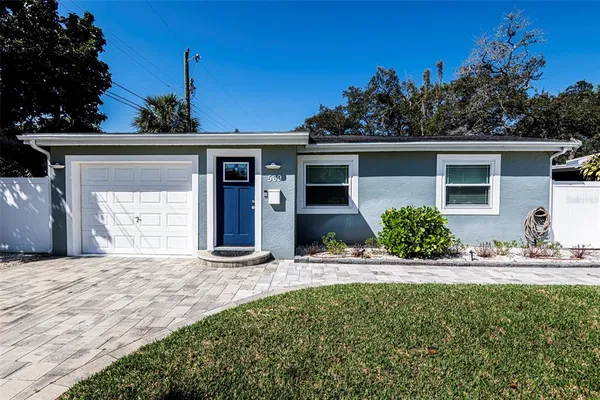 $2,750 | 569 Bamboo Drive South, St. Petersburg, FL 33707