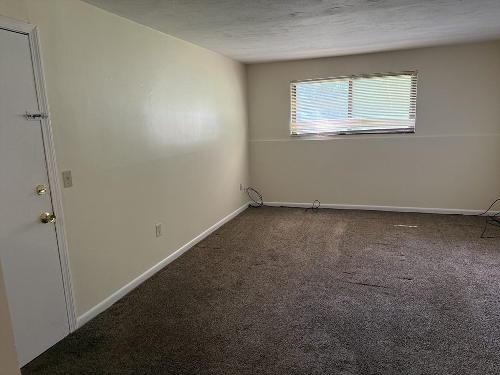 176 Maple Avenue, Unit 41 Rutland, MA 01543 - Photo 7 of 11