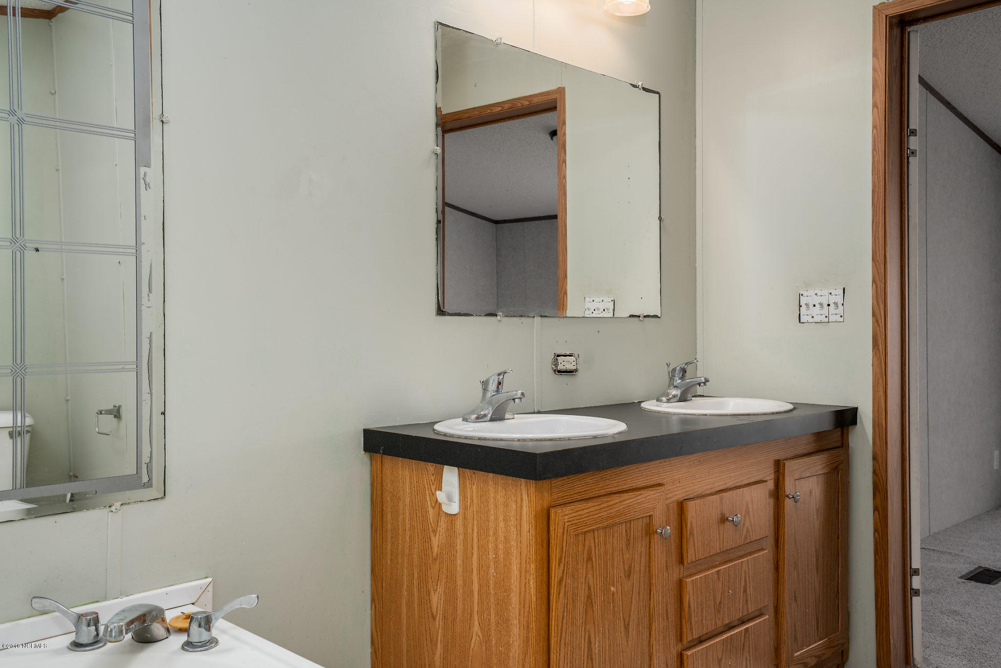 6000 West Baker Road Wilson, NC 27896 - Photo 13 of 22 015-6000WBakerRd-Wilson-NC-27896-small
