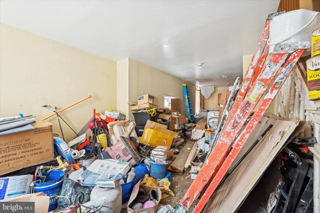 a very nice looking room with many windows