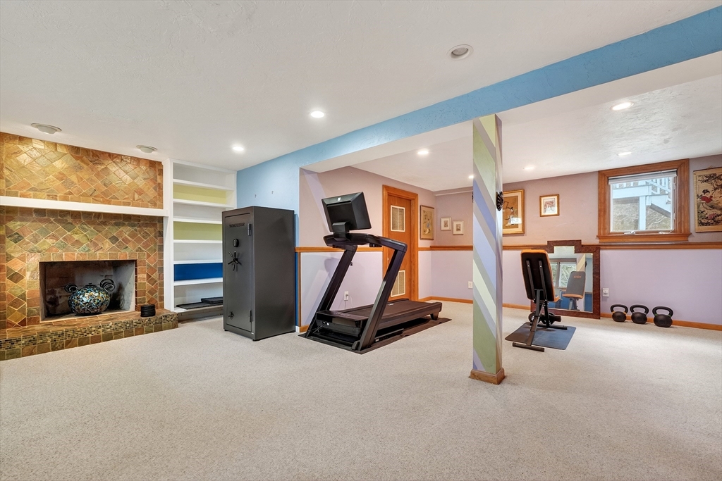 176 Forbes Road Westwood, MA 02090 - Photo 27 of 41 Gallery Image 27