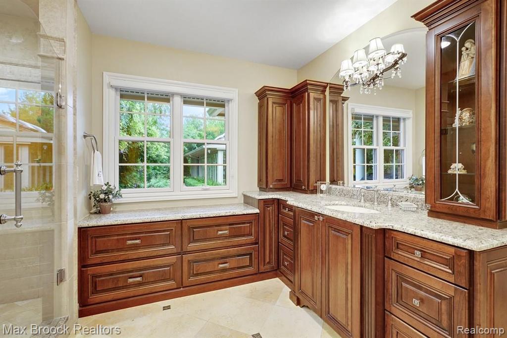 645 Lone Pine Road Bloomfield Hills, MI 48304 - Photo 20 of 34