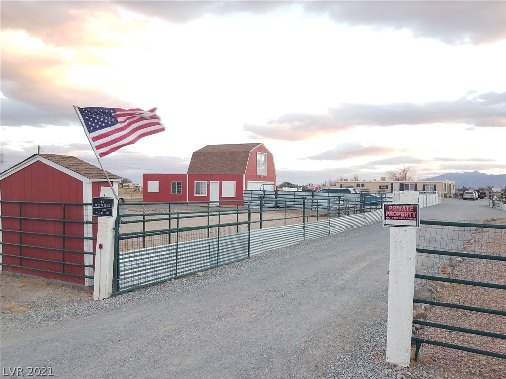 3901 West Blosser Ranch Road Pahrump, NV 89060 - Photo 4 of 38 Gallery Image 4