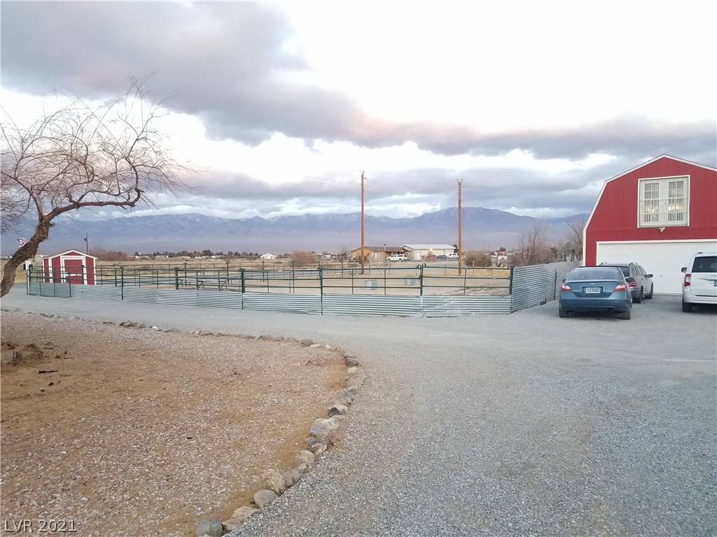 3901 West Blosser Ranch Road Pahrump, NV 89060 - Photo 5 of 38 Gallery Image 5