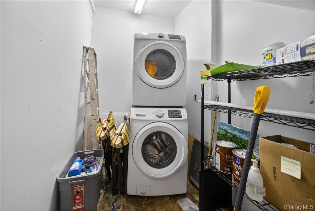 89 Liberty Street Newburgh, NY 12550 - Photo 27 of 33 a utility room with dryer and washer