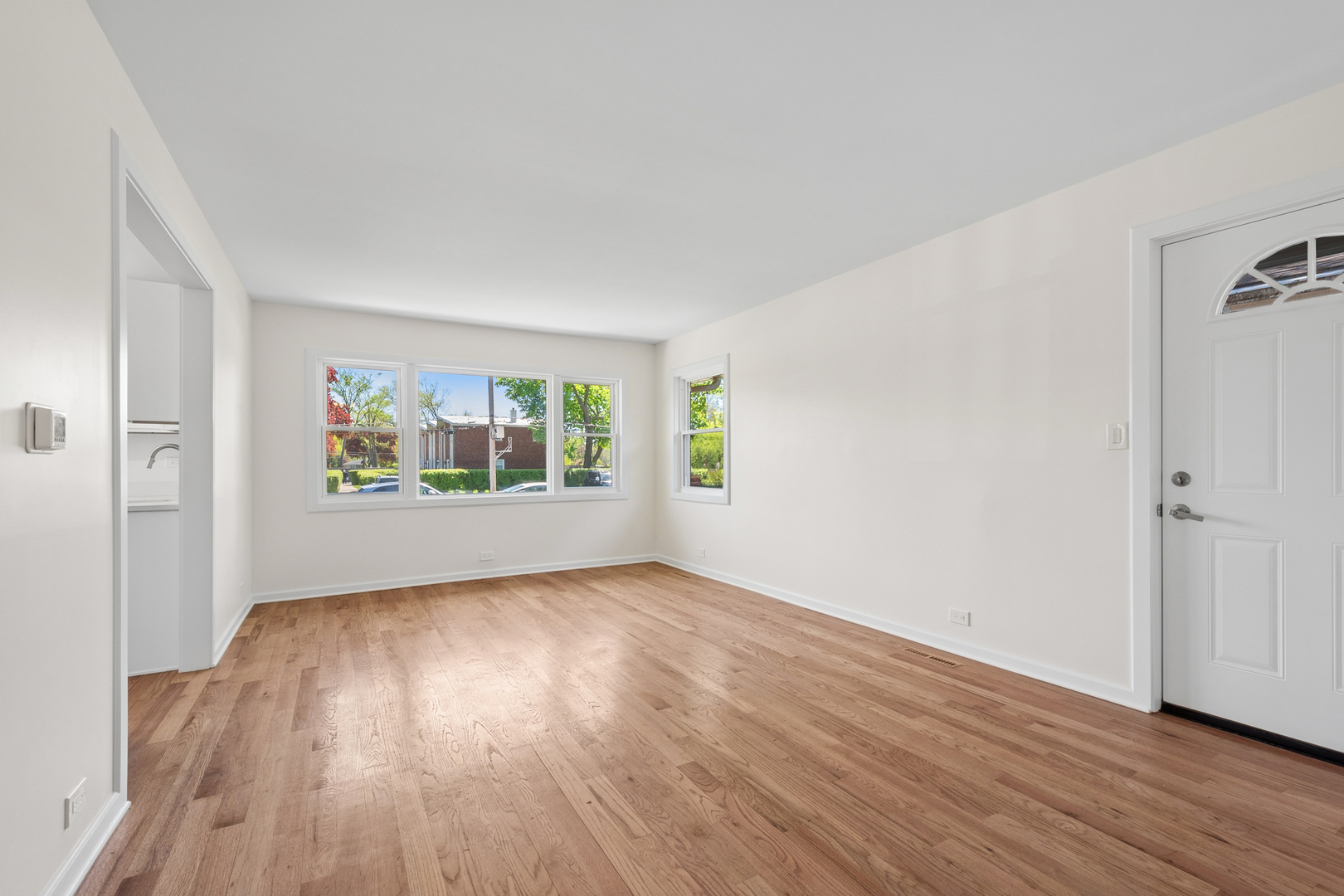 625 Hibbard Road Wilmette, IL 60091 - Photo 6 of 19