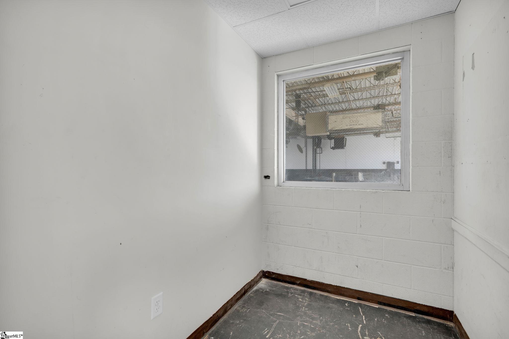 904 North Main Street Anderson, SC 29621 - Photo 12 of 36