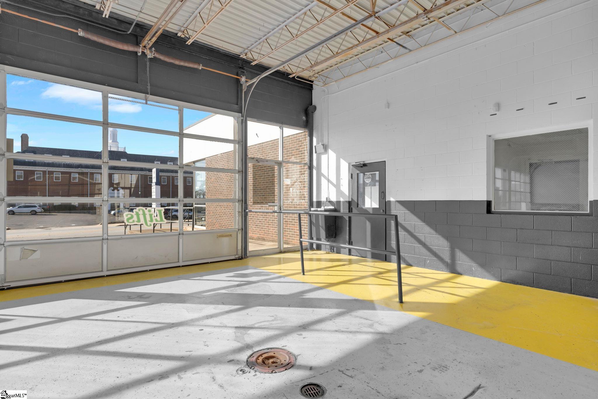 904 North Main Street Anderson, SC 29621 - Photo 13 of 36