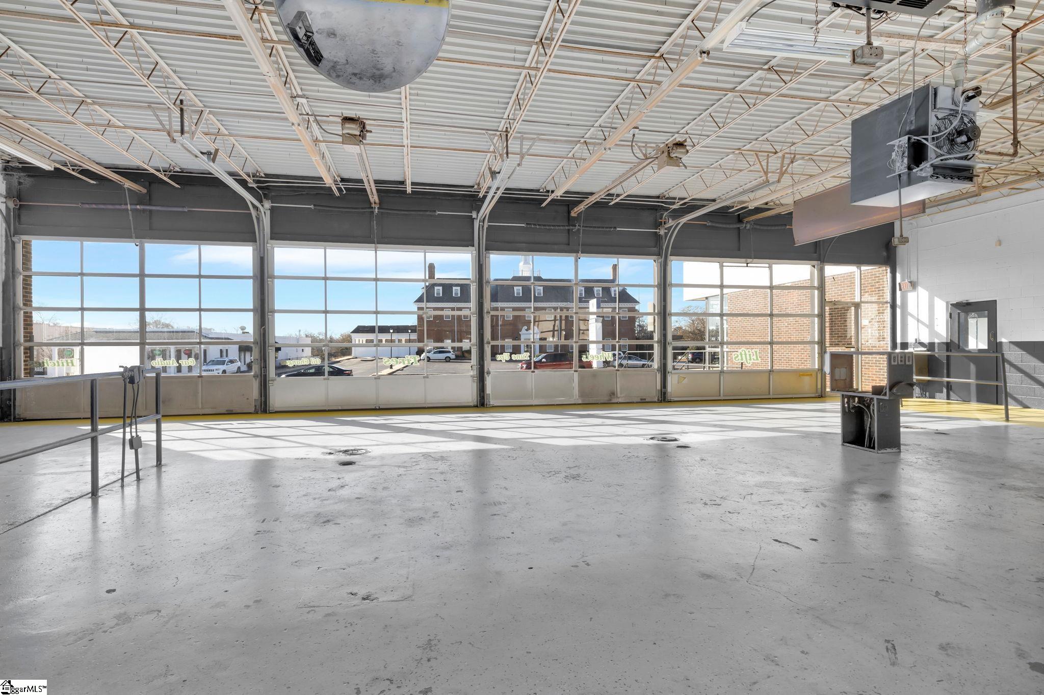 904 North Main Street Anderson, SC 29621 - Photo 15 of 36