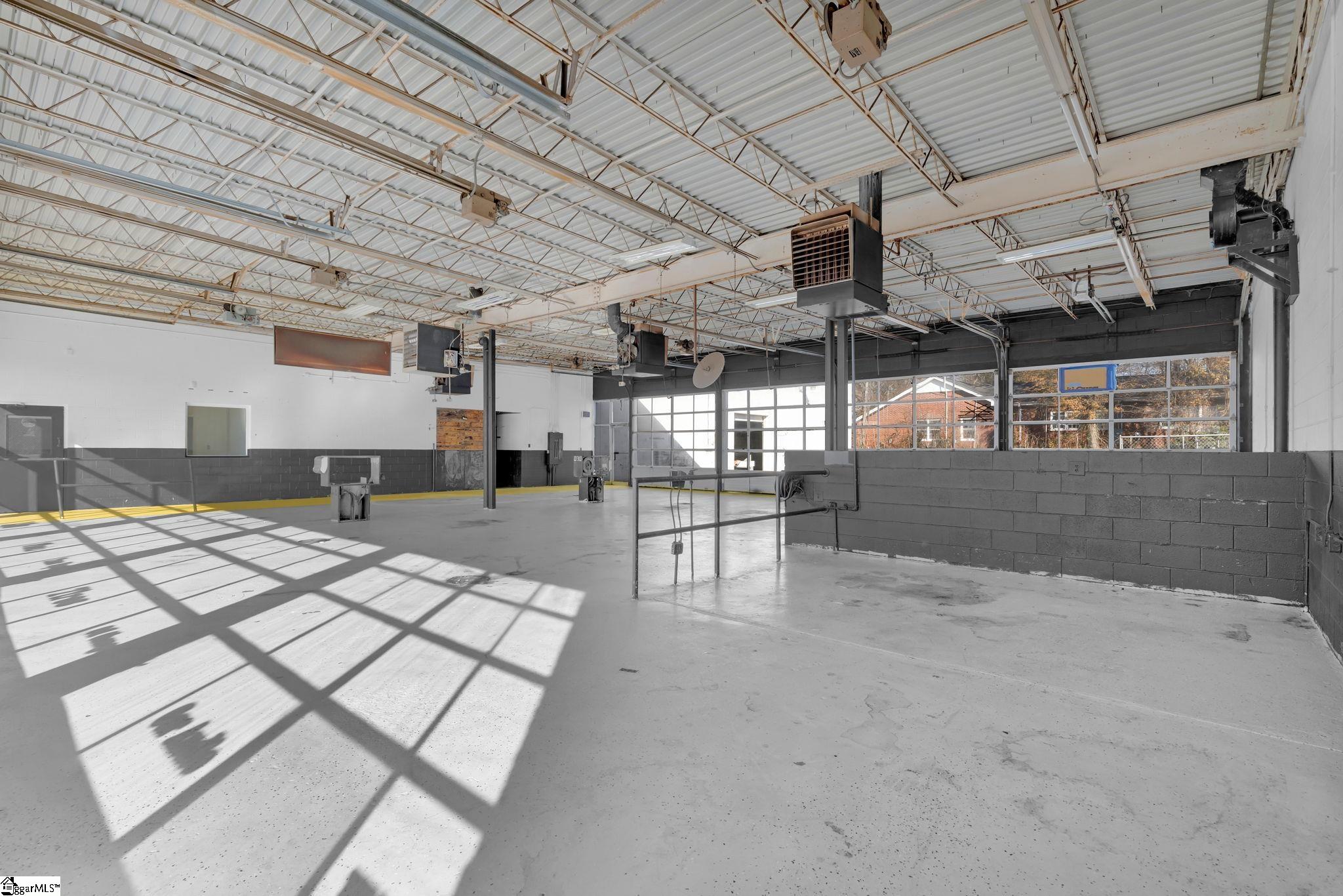 904 North Main Street Anderson, SC 29621 - Photo 16 of 36