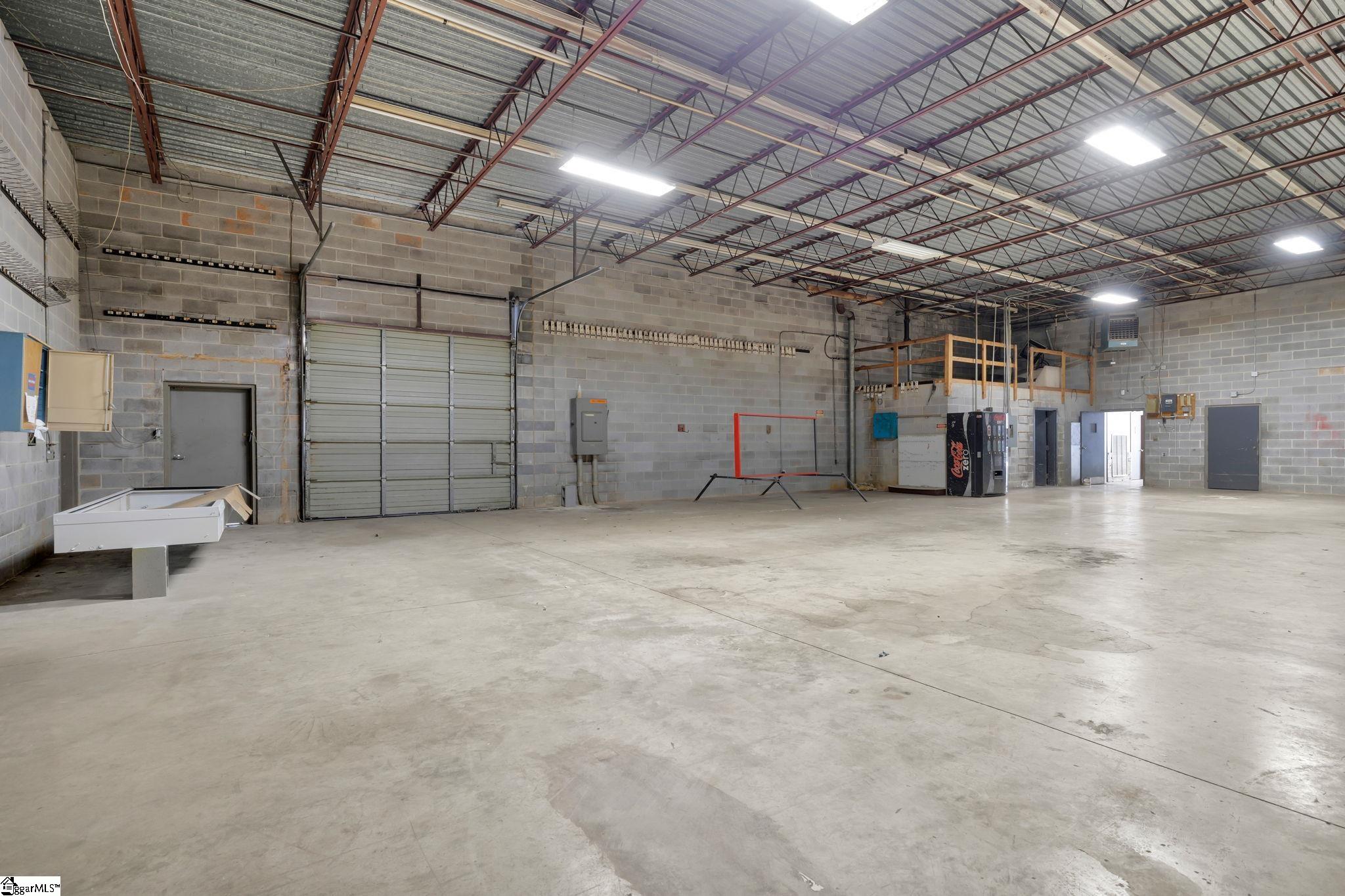 904 North Main Street Anderson, SC 29621 - Photo 25 of 36