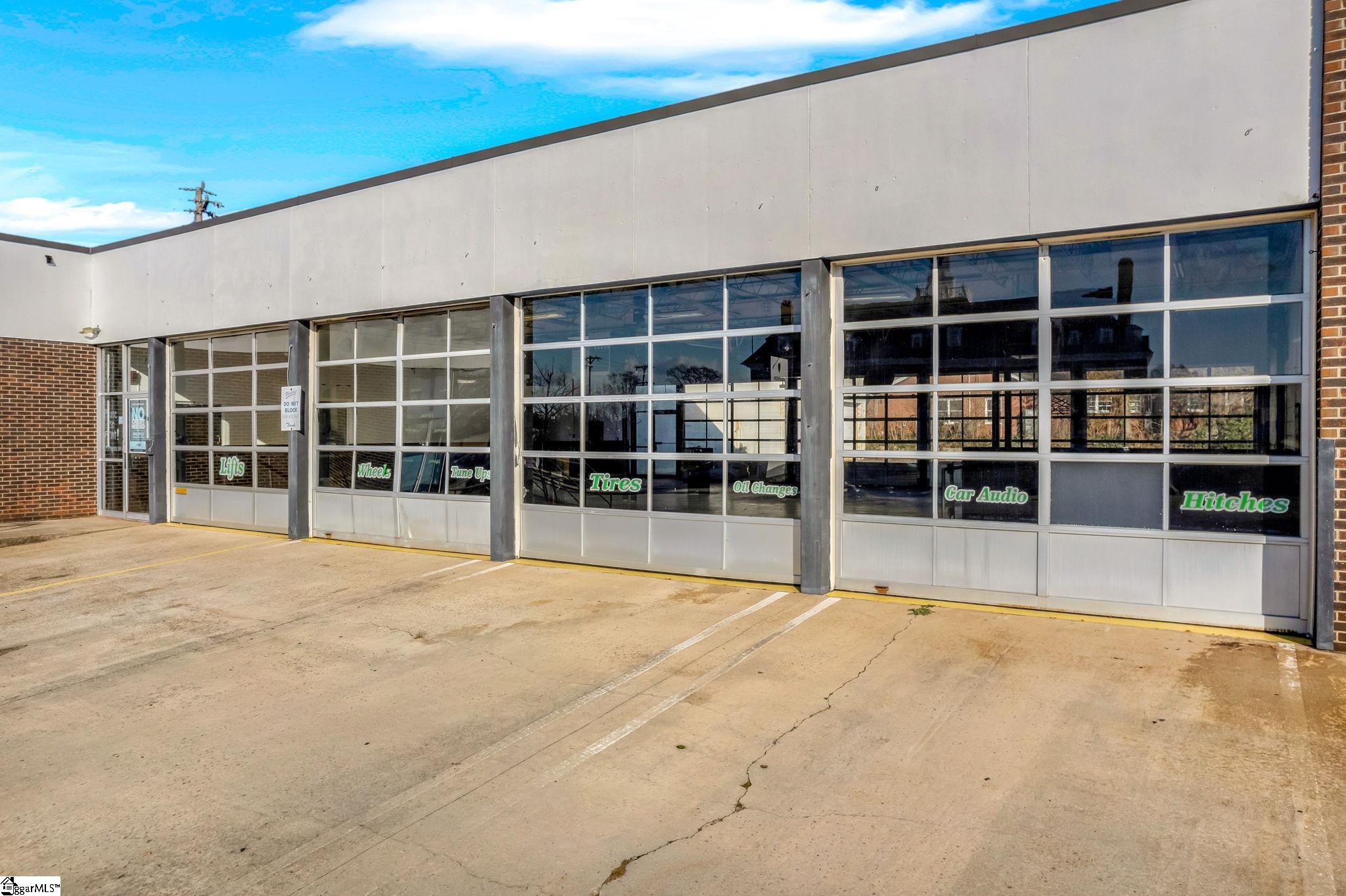 904 North Main Street Anderson, SC 29621 - Photo 3 of 36