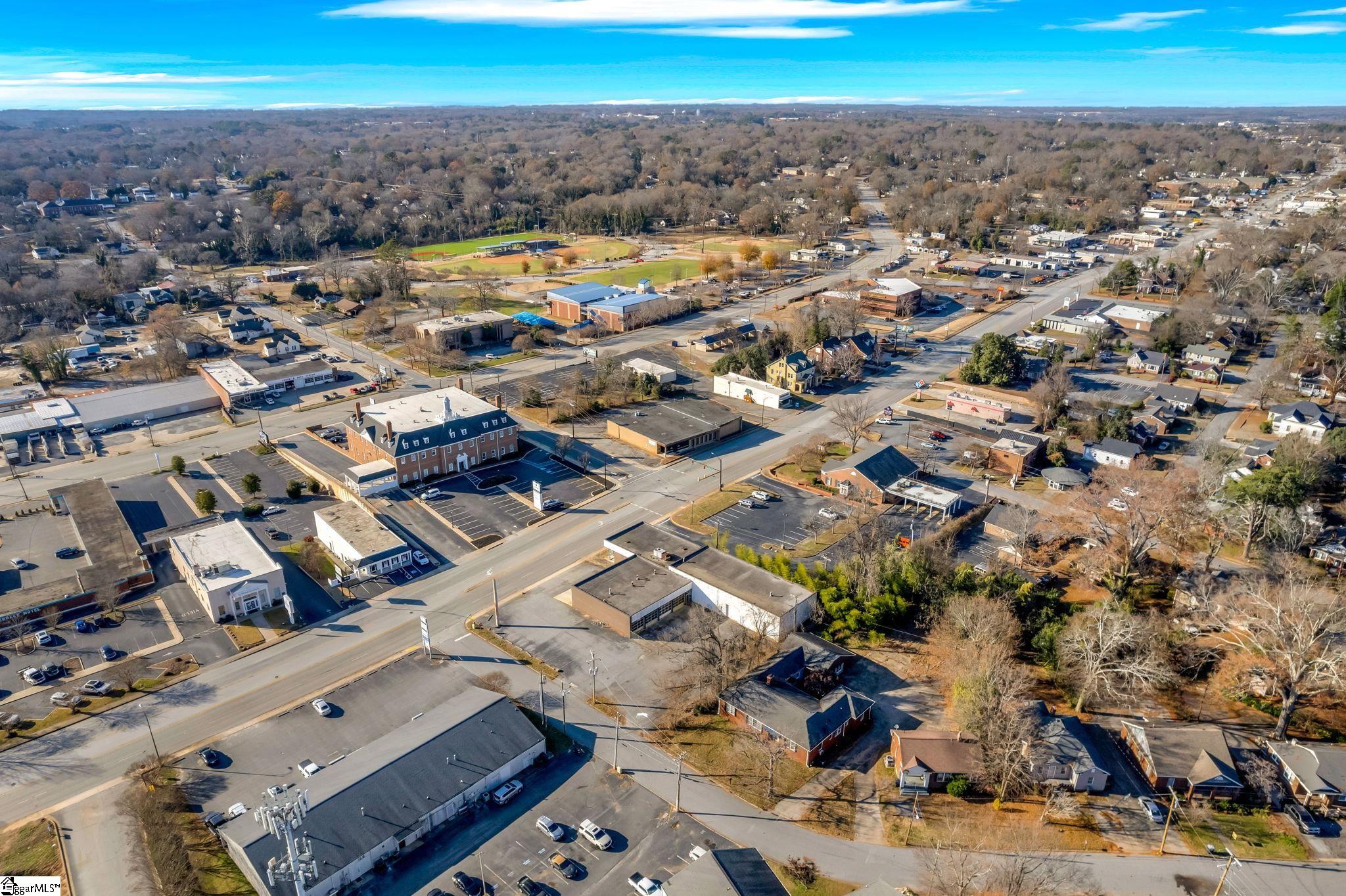 904 North Main Street Anderson, SC 29621 - Photo 33 of 36