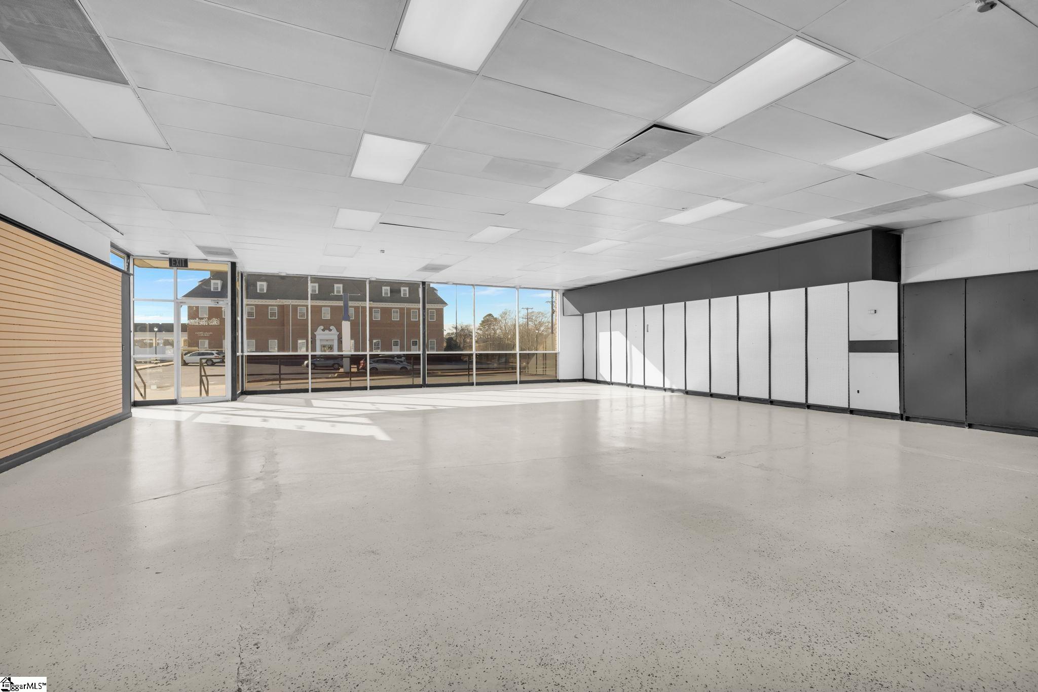 904 North Main Street Anderson, SC 29621 - Photo 8 of 36