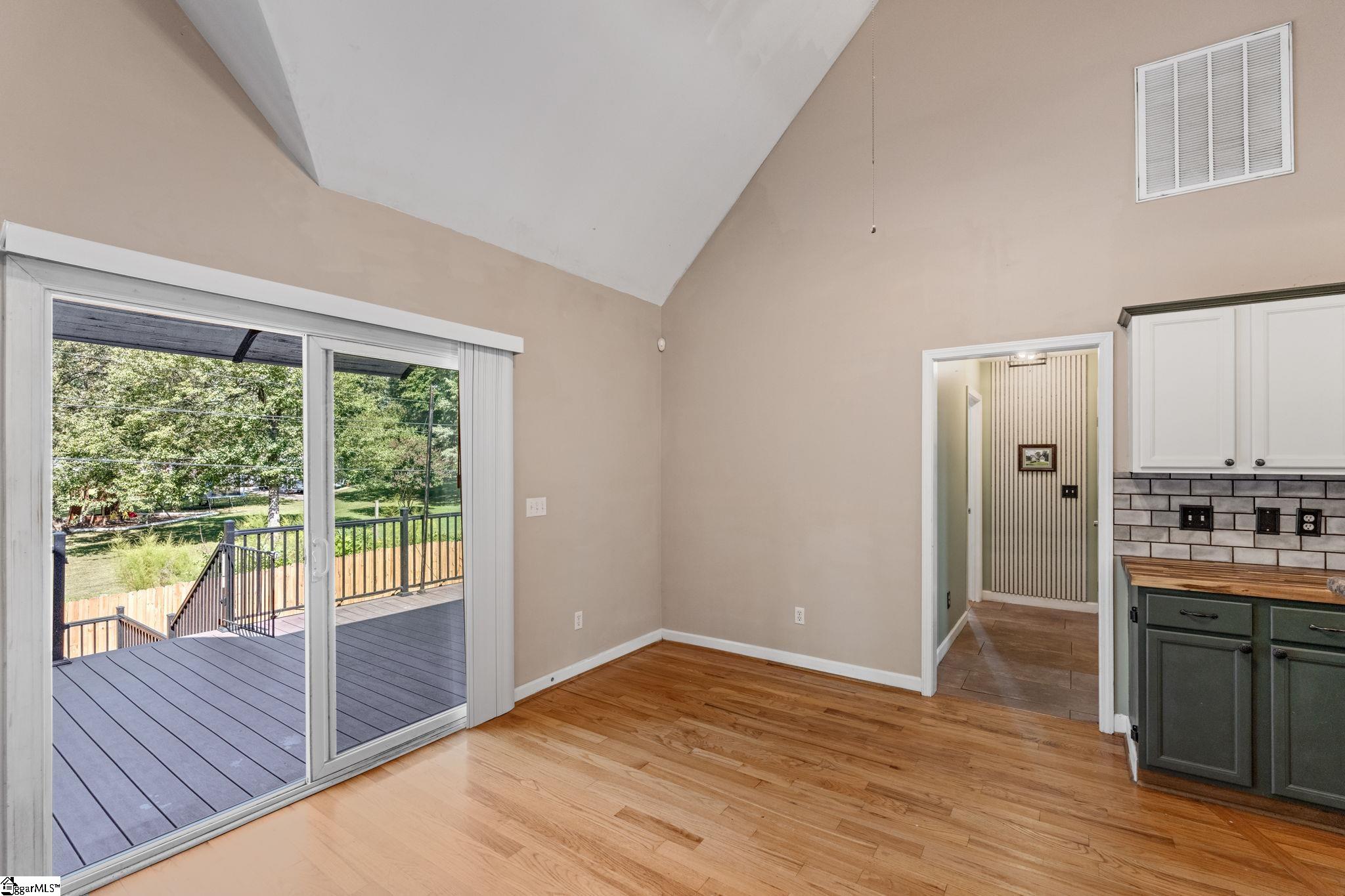 216 Barrett Drive Mauldin, SC 29662 - Photo 17 of 35