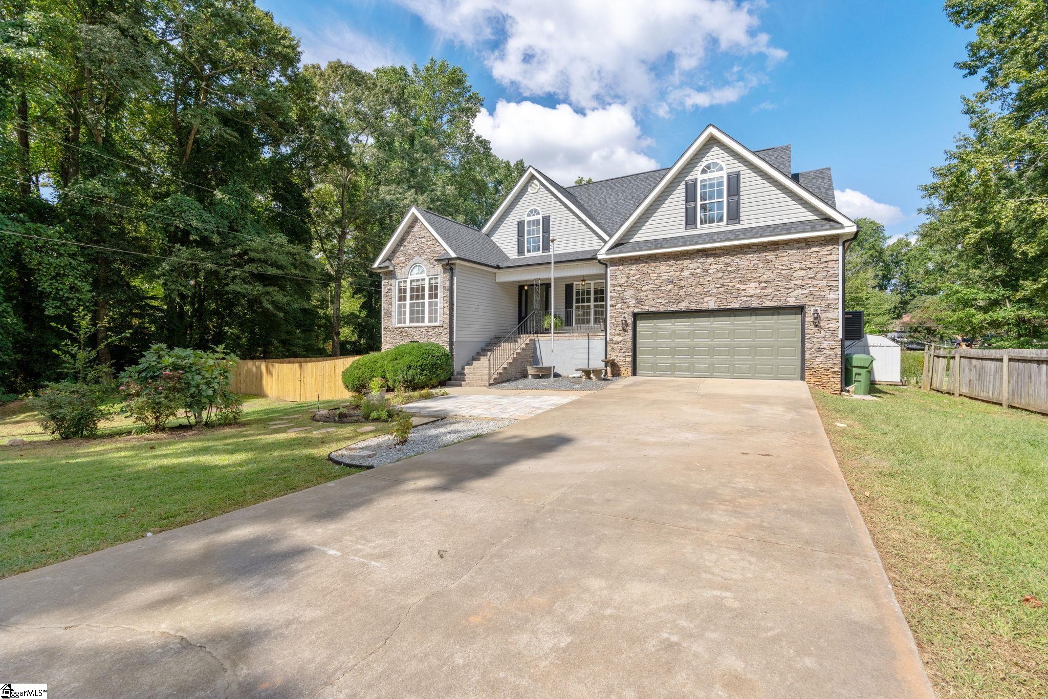 216 Barrett Drive Mauldin, SC 29662 - Photo 31 of 35