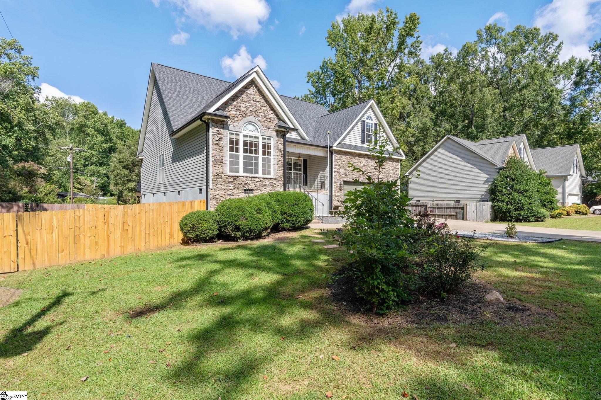 216 Barrett Drive Mauldin, SC 29662 - Photo 32 of 35