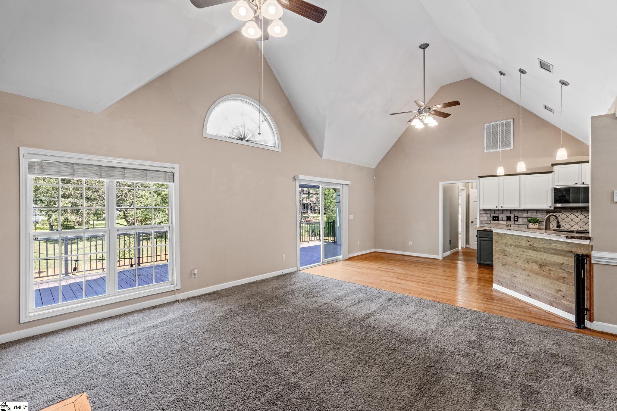 216 Barrett Drive Mauldin, SC 29662 - Photo 7 of 35