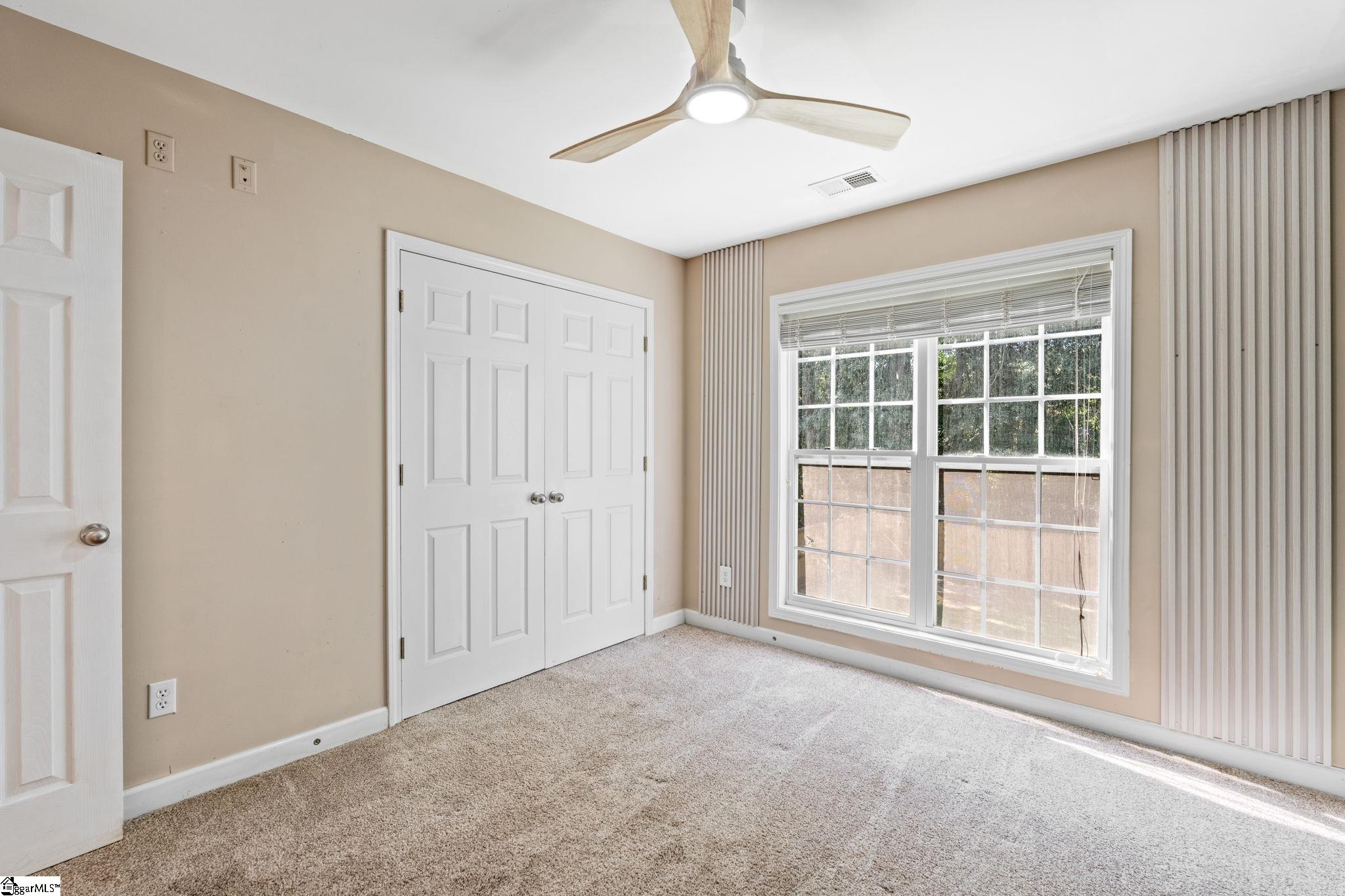 216 Barrett Drive Mauldin, SC 29662 - Photo 9 of 35