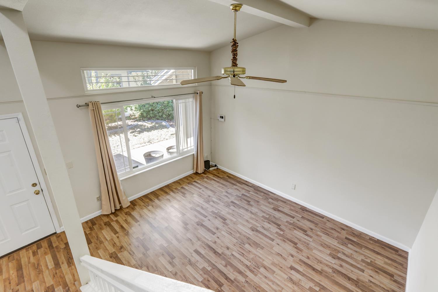 6932 Springmont Drive Elk Grove, CA 95758 - Photo 7 of 47