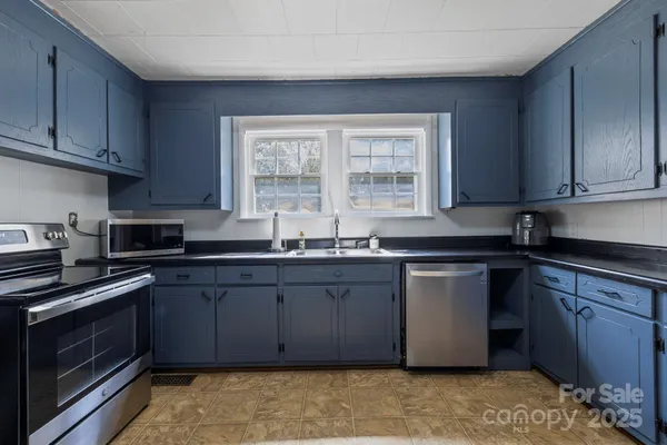 $160,000 | 187 Oakridge Drive, Forest City, NC 28043