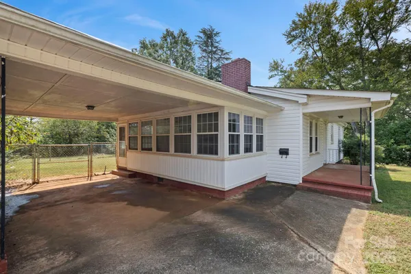 $160,000 | 187 Oakridge Drive, Forest City, NC 28043