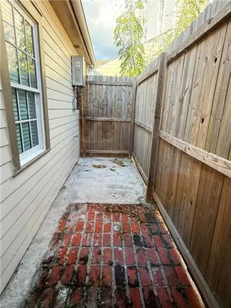 $2,500 | 3421 Burgundy Street, New Orleans, LA 70117