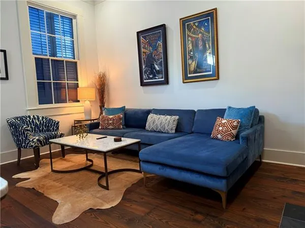 $2,500 | 3421 Burgundy Street, New Orleans, LA 70117