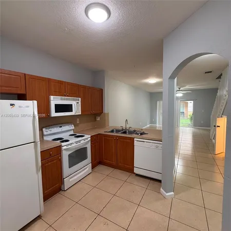 $2,250 | 8811 South Isles Circle, Unit 8811, Tamarac, FL 33321