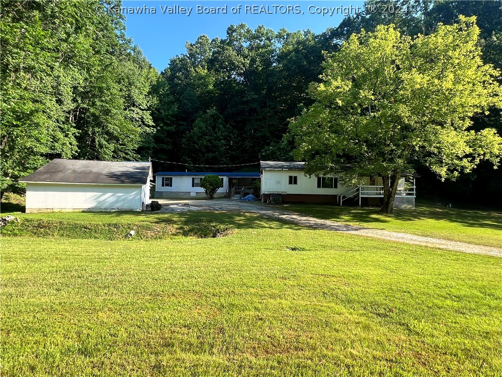 618 Rambling Hills Road Elkview, WV 25071 - Photo 3 of 17 Gallery Image 3