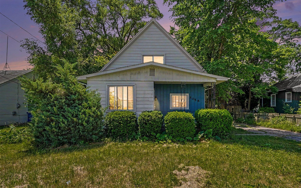 5058 Hess Road Saginaw, MI 48601 - Photo 1 of 16