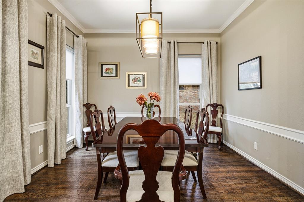 6306 Chelsea Way Garland, TX 75044 - Photo 7 of 37 Formal Dining