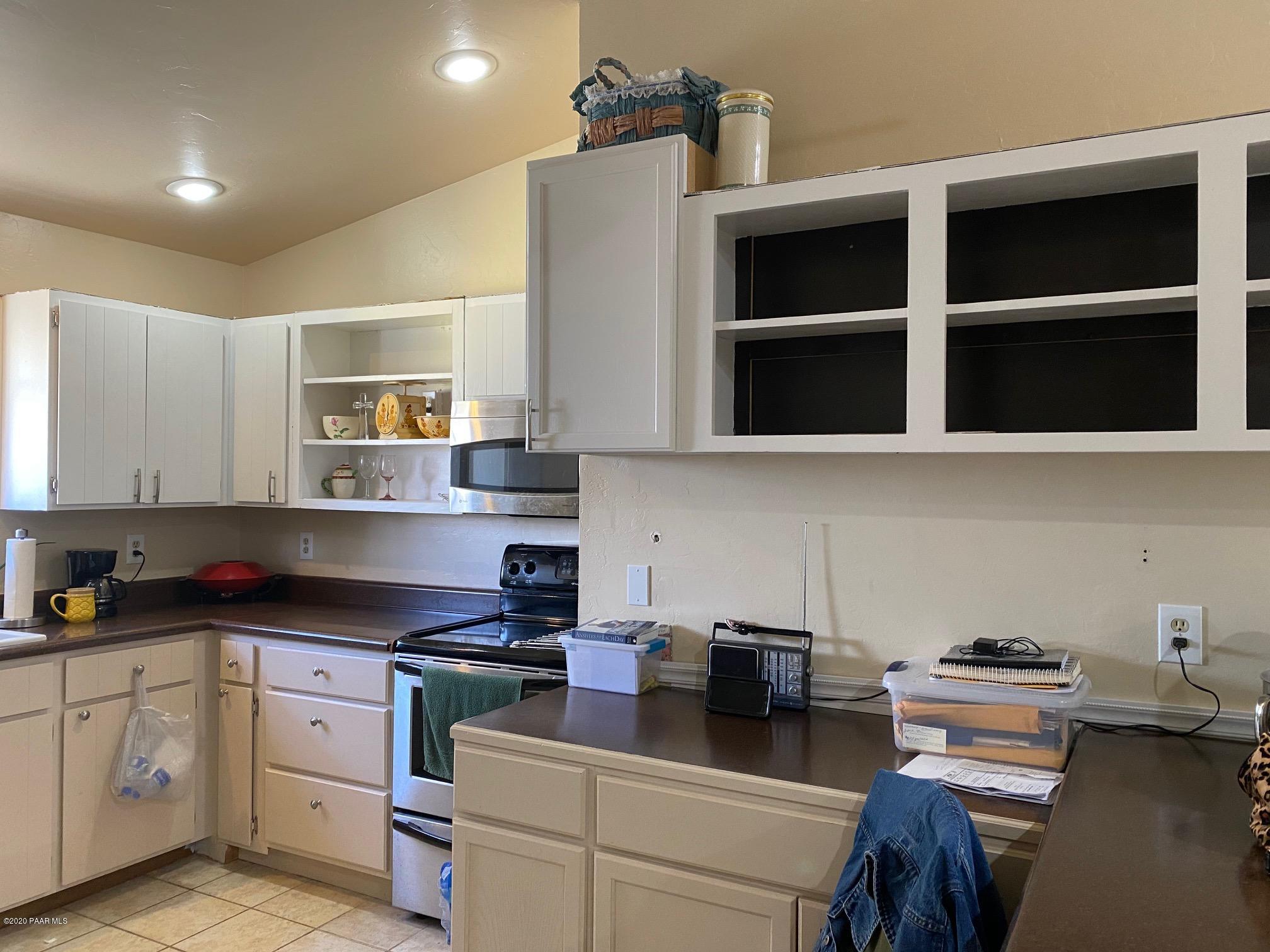 8115 East Prescott Road Prescott Valley, AZ 86314 - Photo 5 of 14 Kitchen