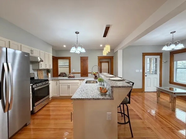 $3,500 | 1295 Water Street, Fitchburg, MA 01420