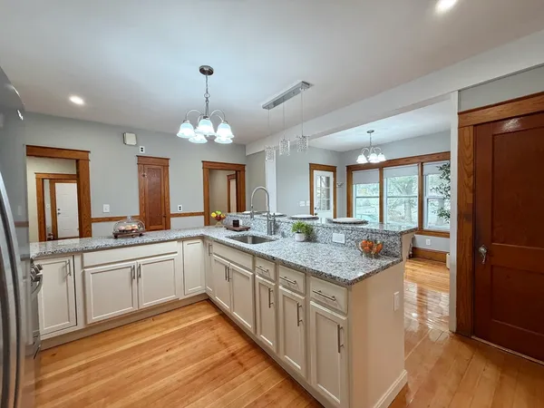 $3,500 | 1295 Water Street, Fitchburg, MA 01420