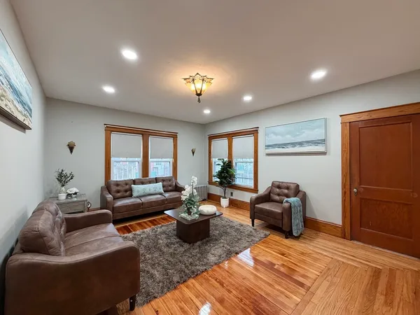 $3,500 | 1295 Water Street, Fitchburg, MA 01420