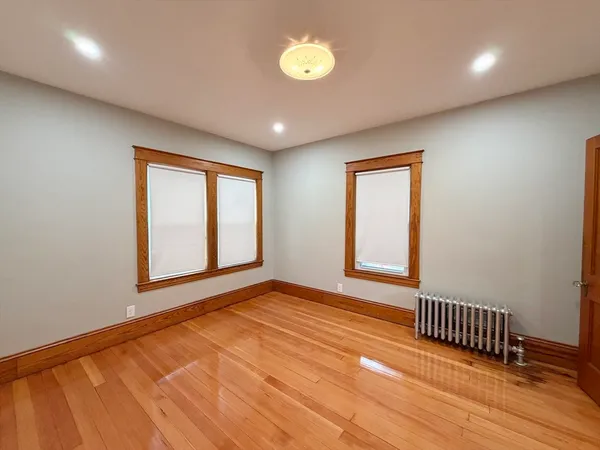 $3,500 | 1295 Water Street, Fitchburg, MA 01420