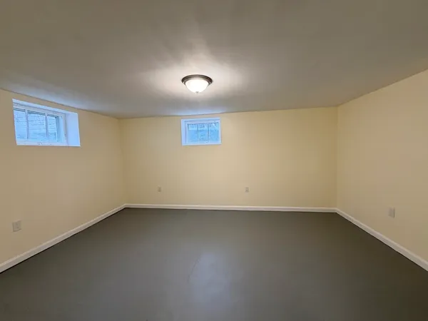 $3,500 | 1295 Water Street, Fitchburg, MA 01420