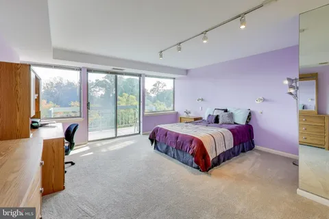 $400,000 | 5450 Whitley Park Terrace, Unit 806, Bethesda, MD 20814