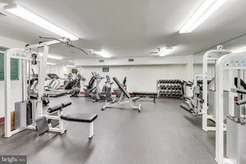 $400,000 | 5450 Whitley Park Terrace, Unit 806, Bethesda, MD 20814