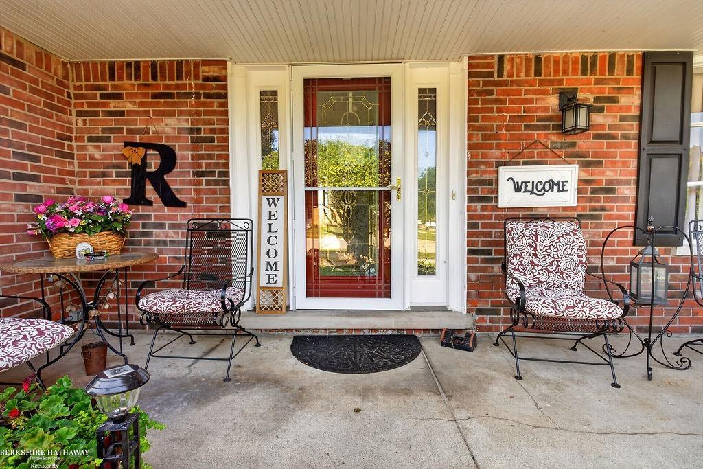 32725 Rugby Drive Warren, MI 48088 - Photo 6 of 54 Gallery Image 6