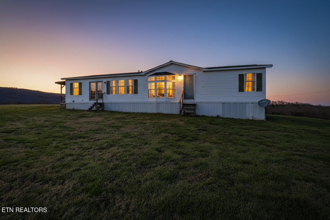 505 Trentham Road Spring City, TN 37381 - Photo 2 of 33 2