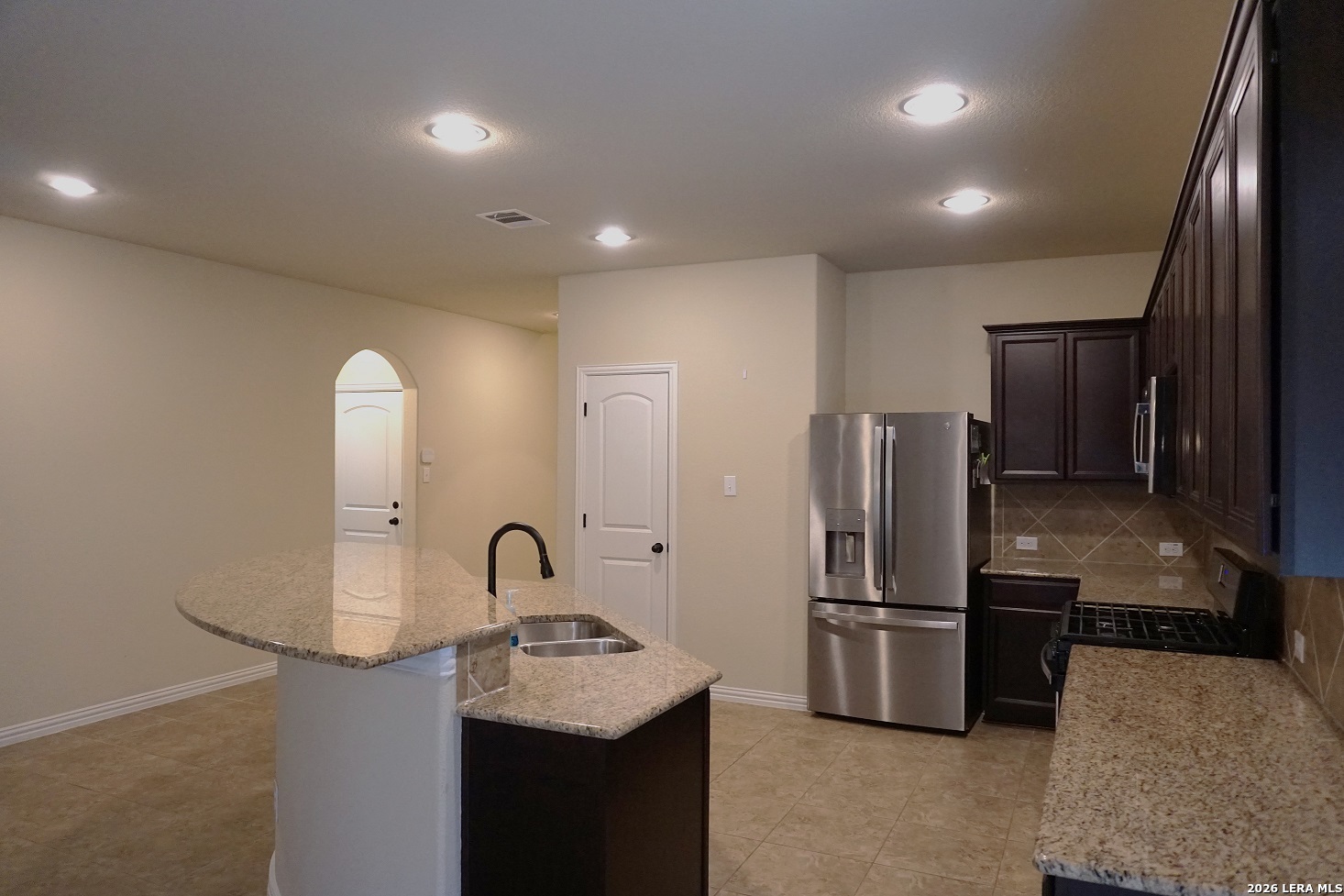 2925 Pawtucket Road Cibolo, TX 78108 - Photo 12 of 34 Gallery Image 12