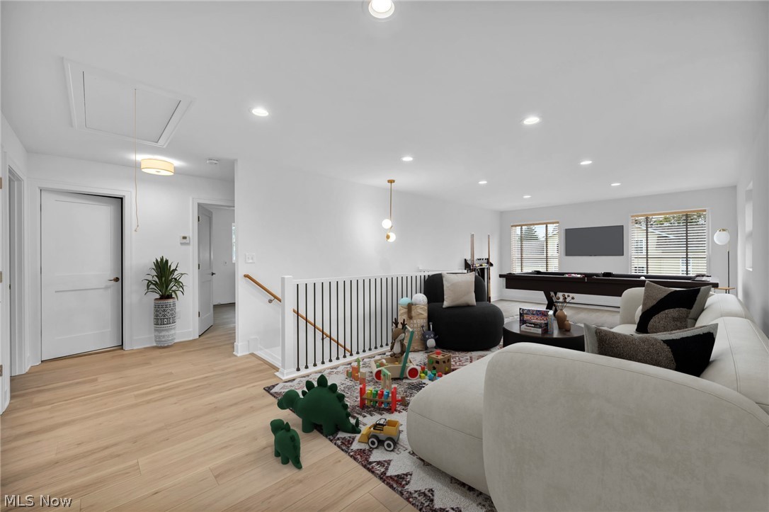 316 Miner Road Cleveland, OH 44143 - Photo 22 of 35 Virtual Stage