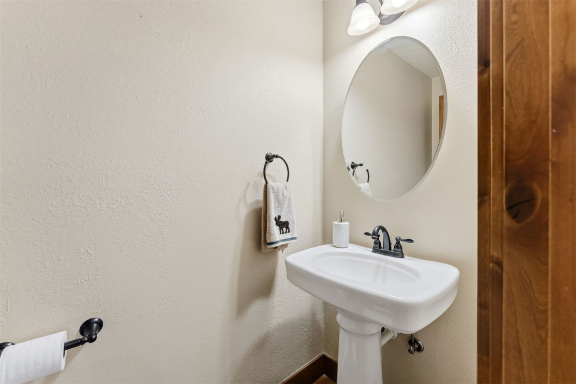 1682 Boreas Pass Road, Unit C Breckenridge, CO 80424 - Photo 21 of 50 Main floor powder bath